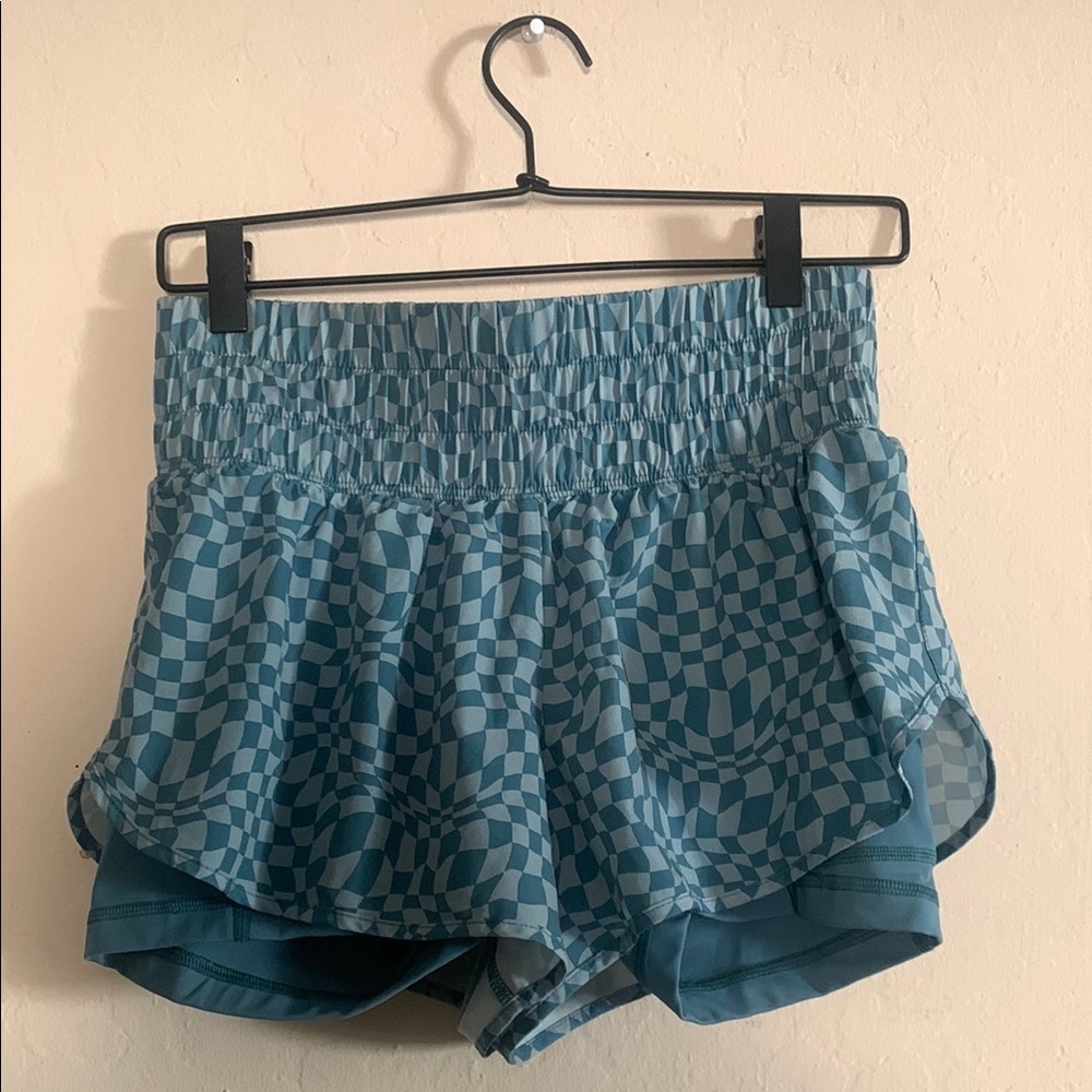 Gilly Hicks Active Energize Ultra High-Rise 2 in 1 Shorts Womens Size Small